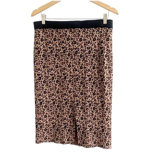 Tahari Cheetah Print Sweater Skirt Stretch Size Medium Knee Length Brown Black - Picture 2 of 10